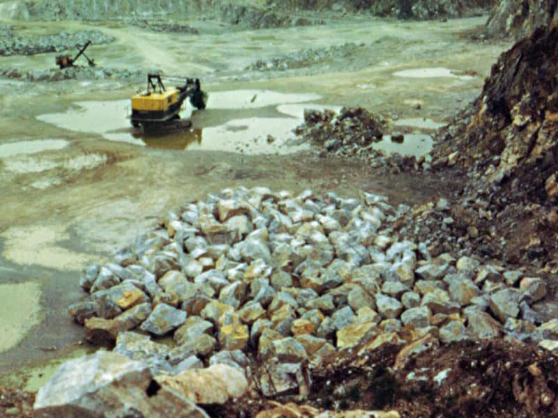 quarry kingzett lake